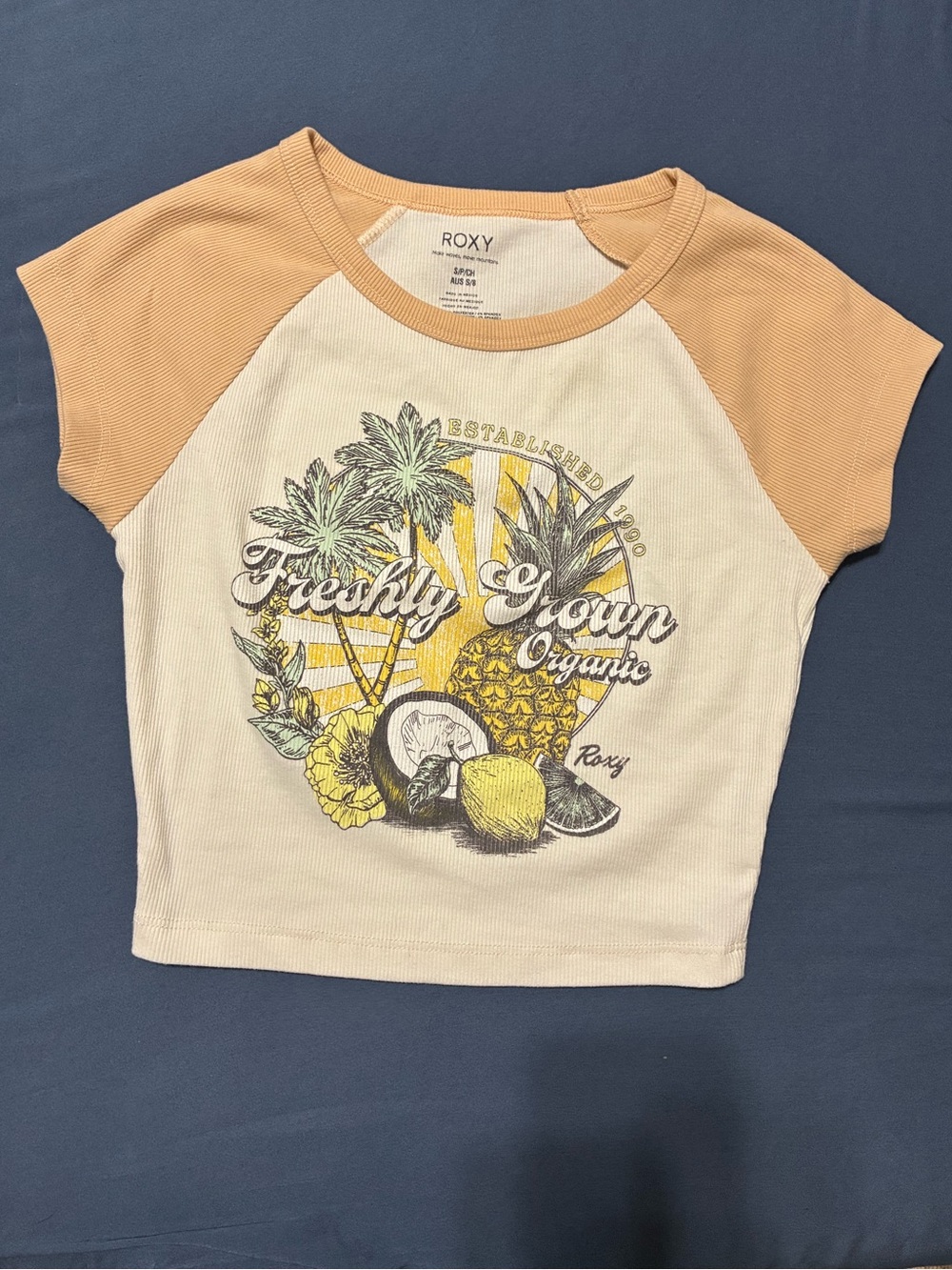 Roxy Cream & Tan Tropical 'Freshly Grown' Graphic Baby Tee Cropped